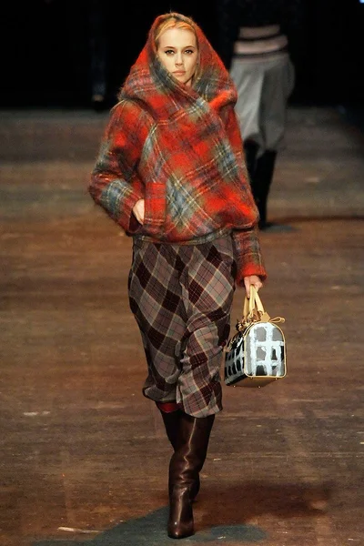 Look 23